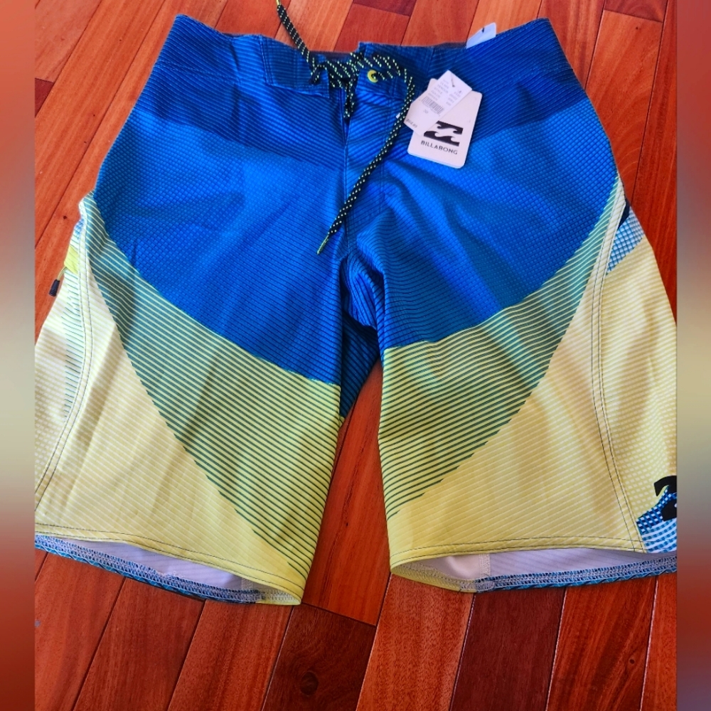 mens swim trunks